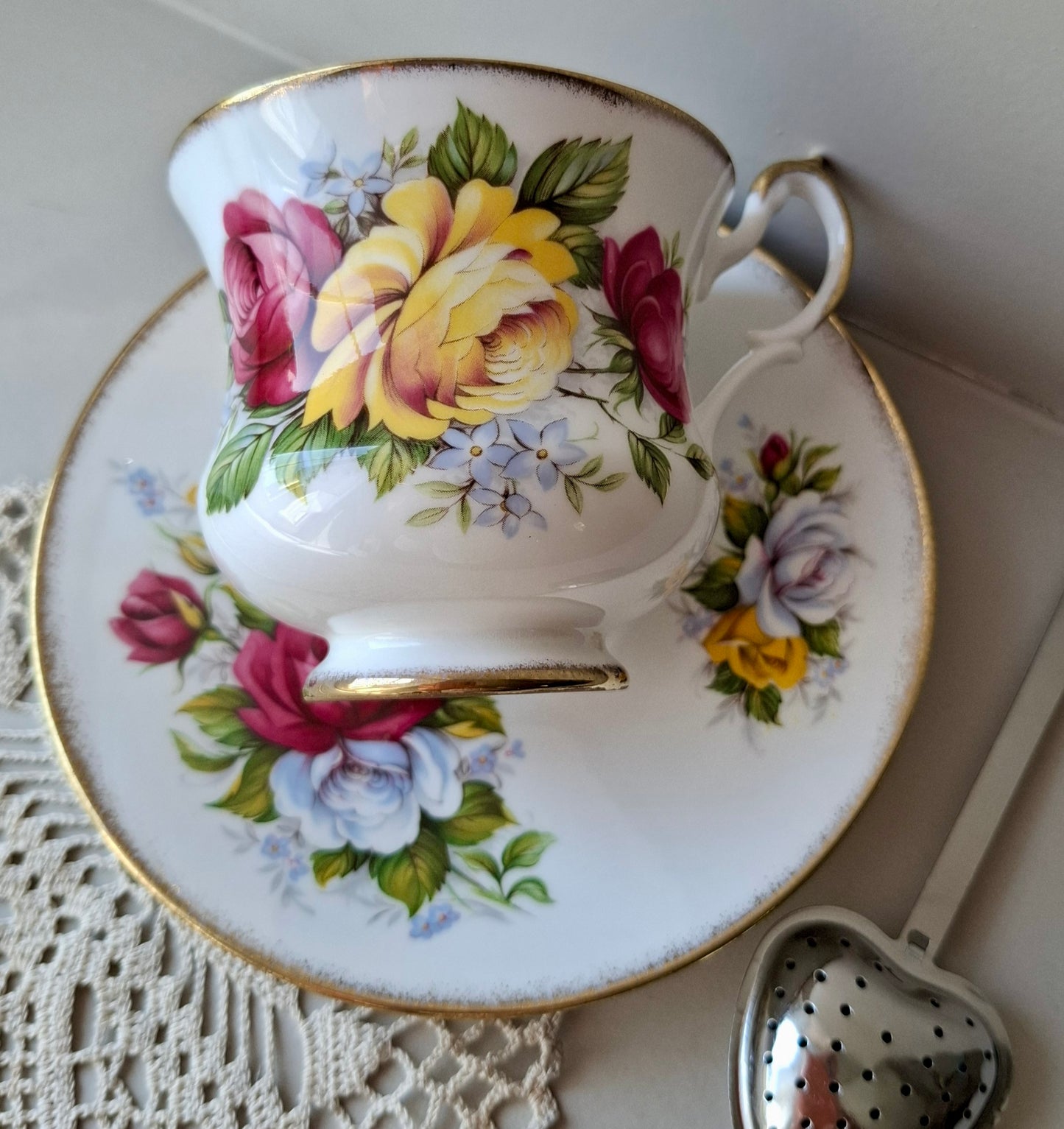 Tasse et soucoupe Floraison Royale