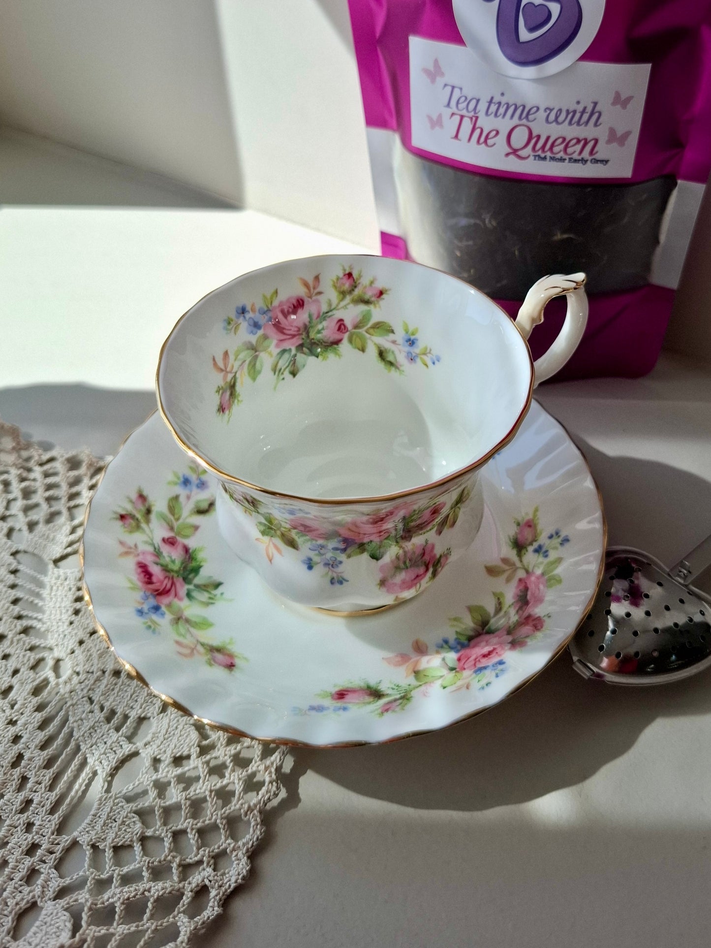 Tasse et soucoupe fleurs fraiches ROYAL ALBERT