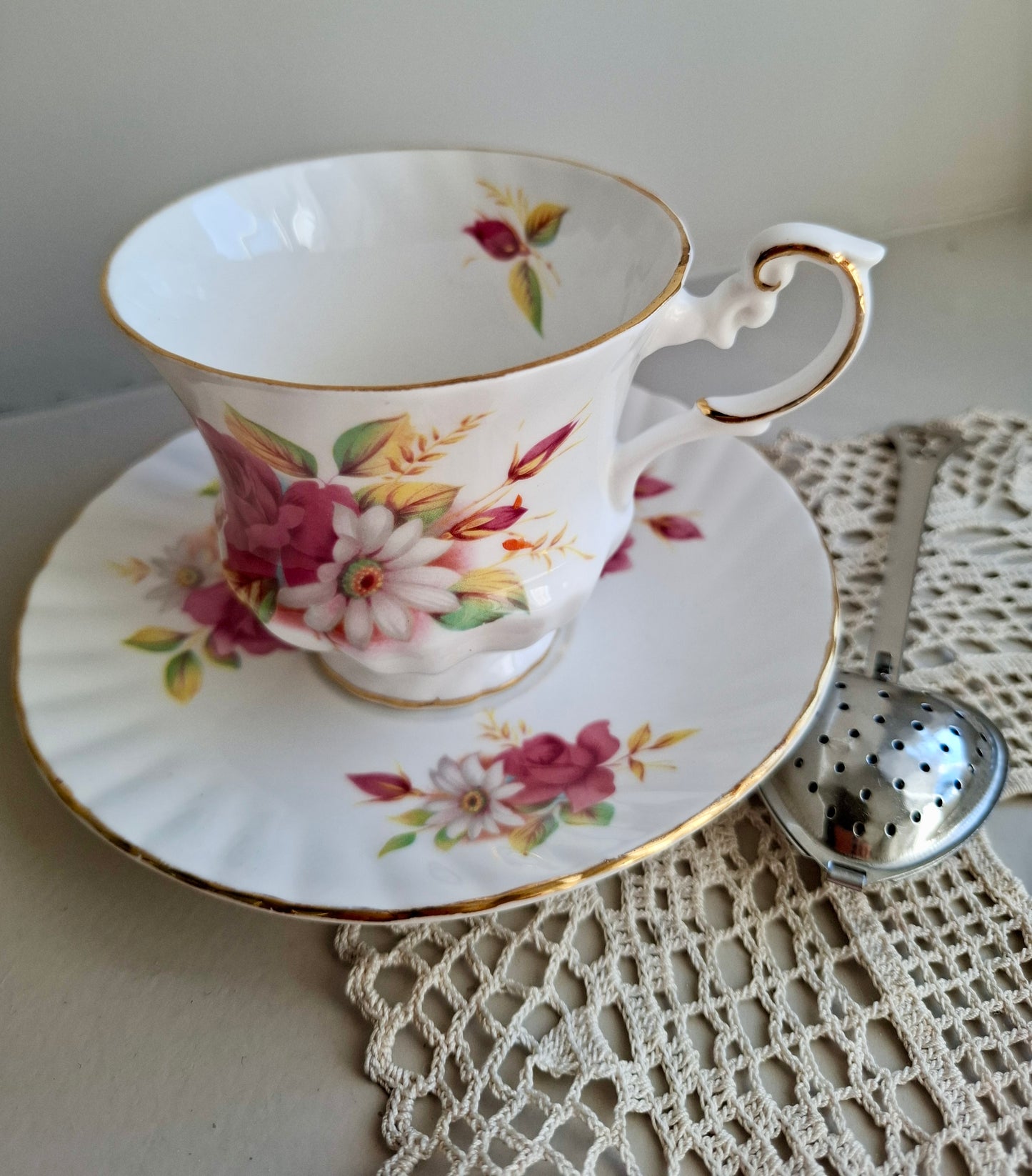 Tasse et soucoupe Marguerite et rose