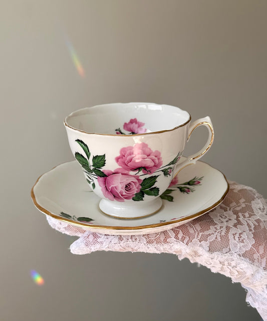 Tasse et soucoupe Pivoines magiques