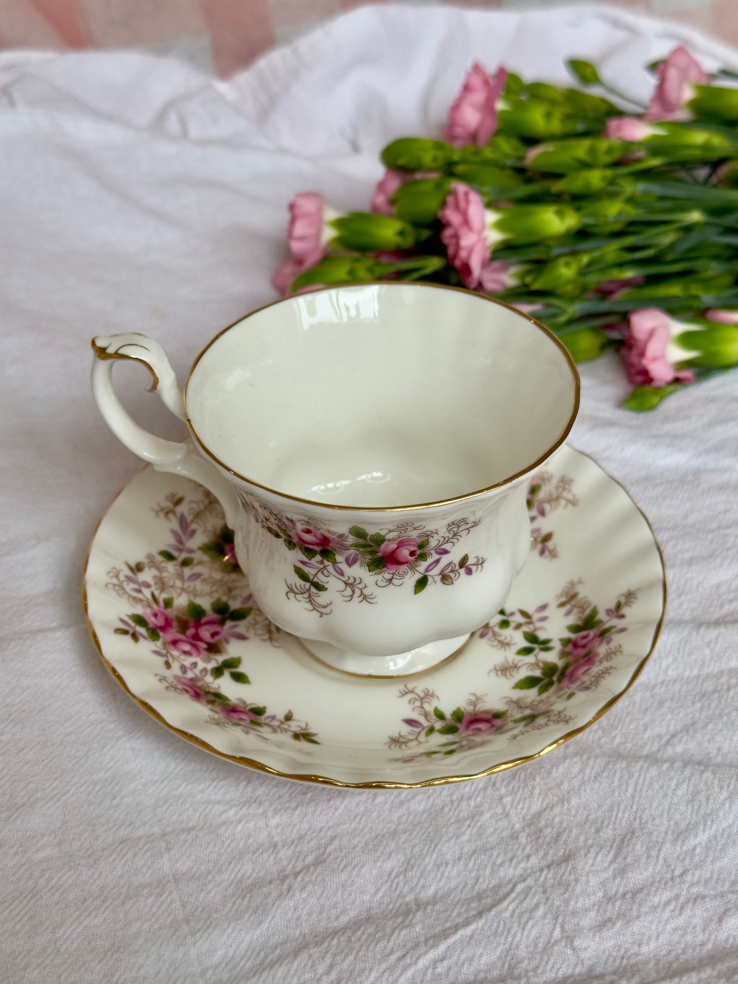 Tasse et soucoupe Royal Albert Lavender Rose