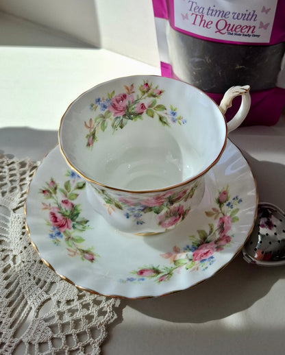 Tasse et soucoupe fleurs fraiches ROYAL ALBERT