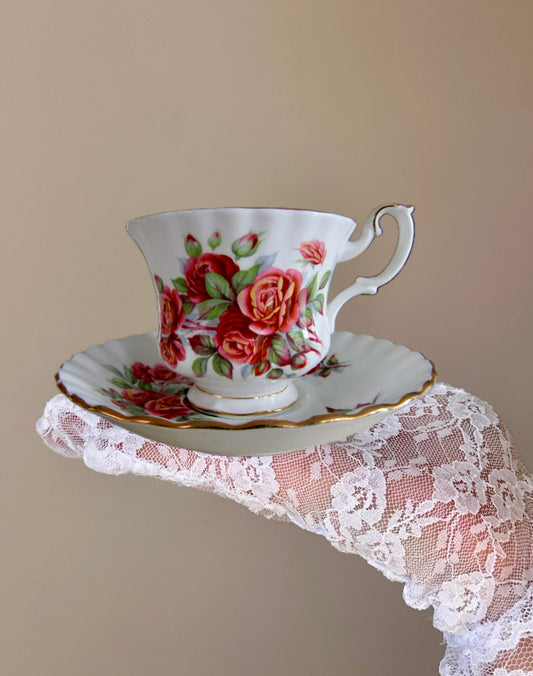 Tasse et soucoupe Roses orangées ROYAL ALBERT petit modèle