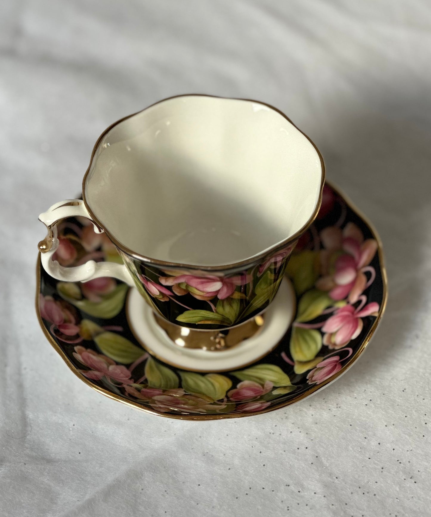 Tasse et soucoupe Royal Albert Pitcher plant