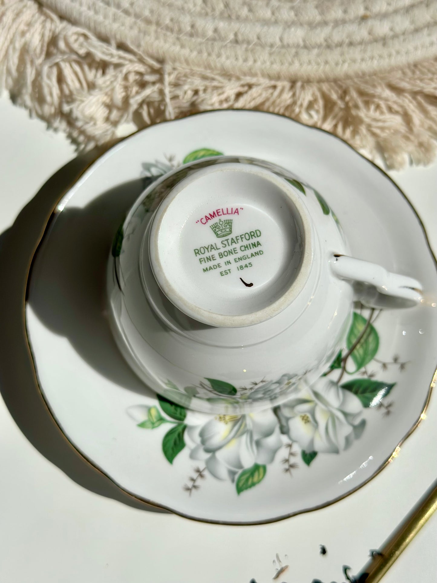 Tasse et soucoupe Royal Camellia