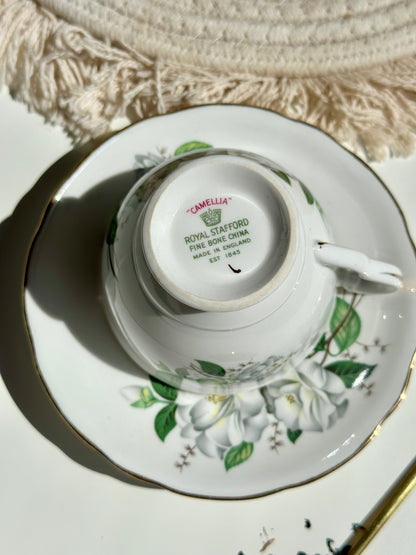 Tasse et soucoupe Royal Camellia