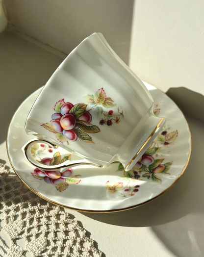 Tasse et soucoupe Prunes (collection fruits)