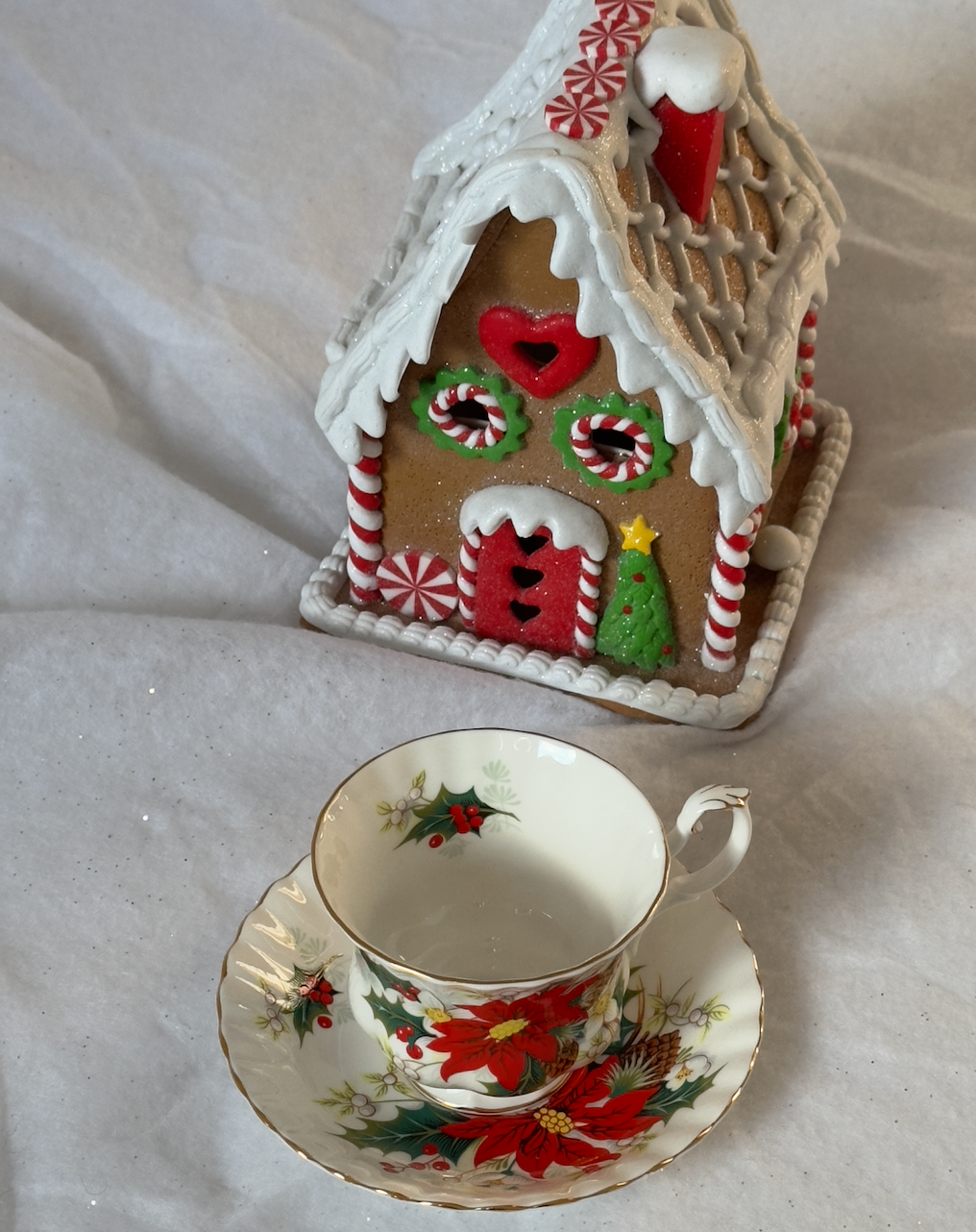 Tasse de Noël Royal Albert Yuletide