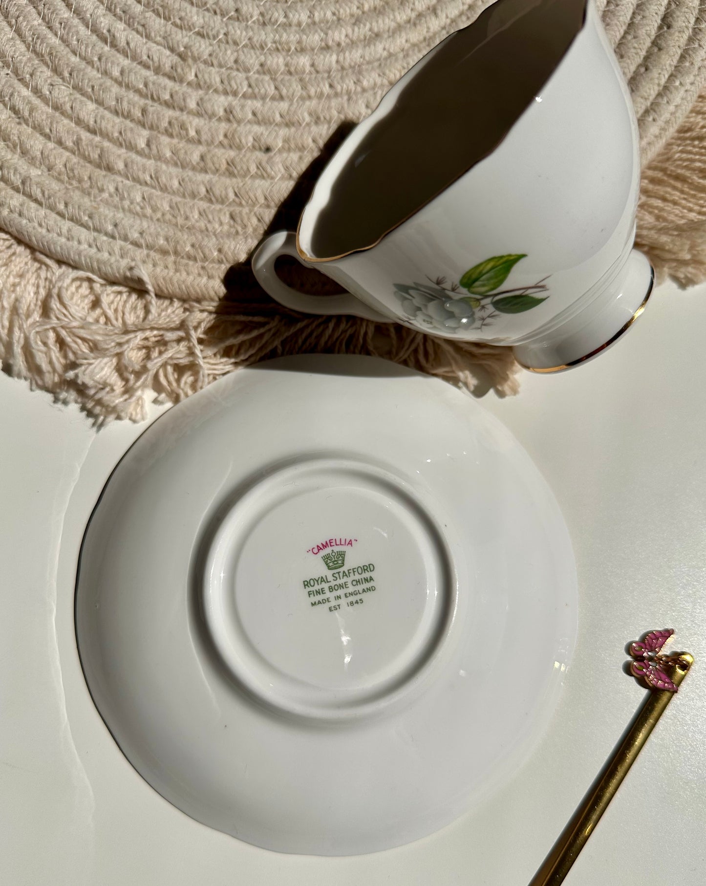 Tasse et soucoupe Royal Camellia