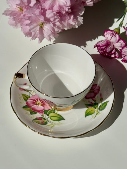 Tasse et soucoupe Éclat de pétunias