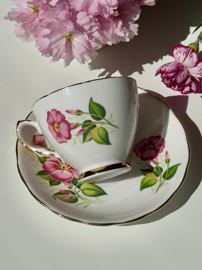 Tasse et soucoupe Éclat de pétunias