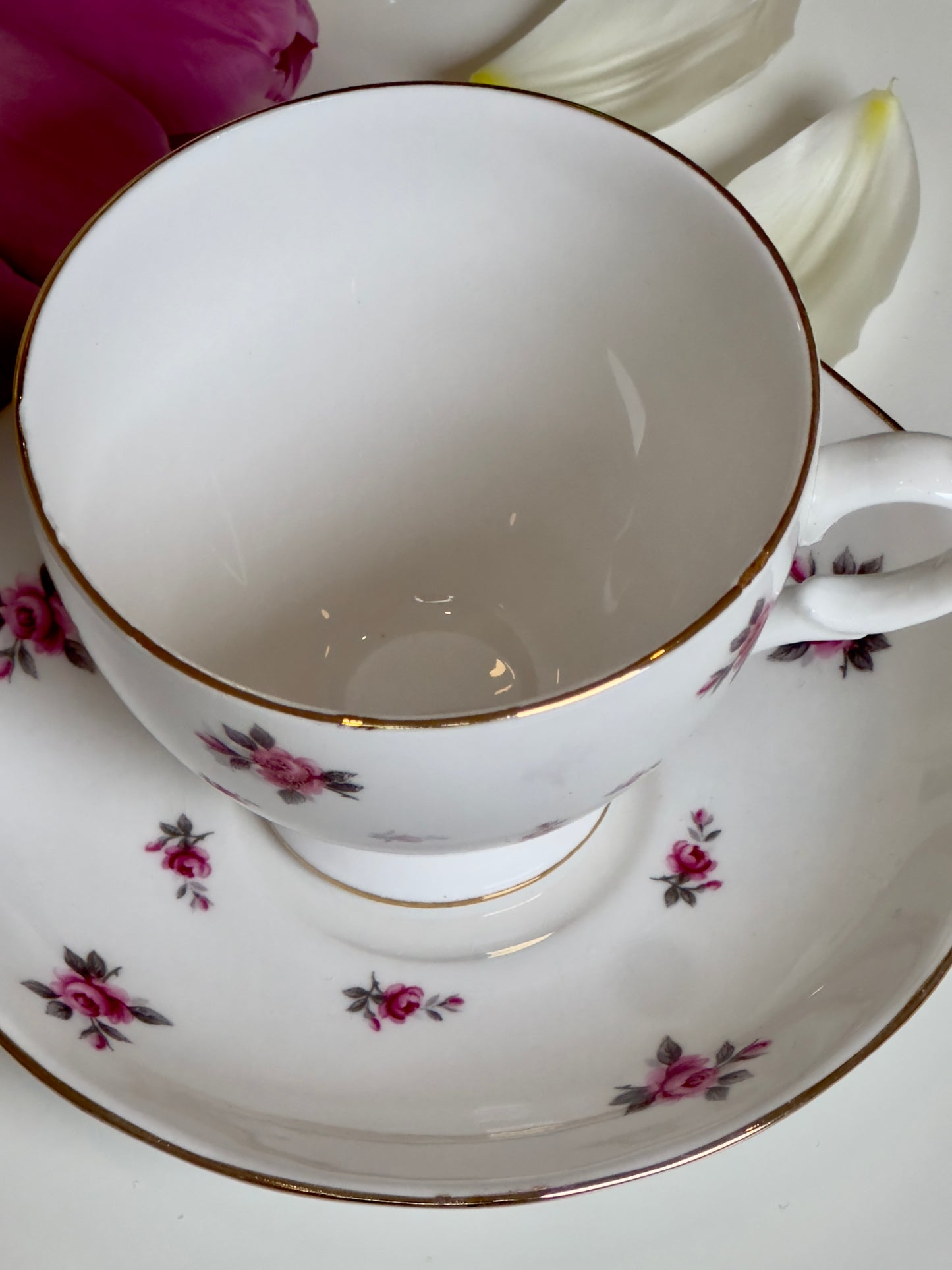 Tasse et soucoupe Les Roses de Gainsborough