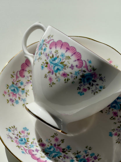 Tasse et soucoupe Vintage Pastels