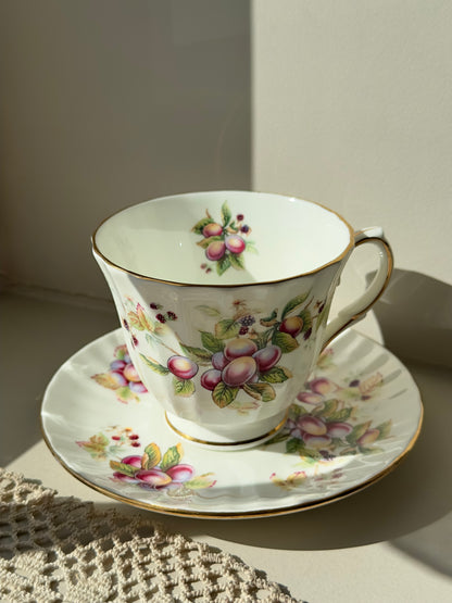 Tasse et soucoupe Prunes (collection fruits)